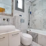 Villa Downtown 1